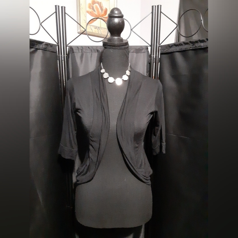 Elegant Black Women's Curved Cropped Cardigan Short Sleeve Women's Size L